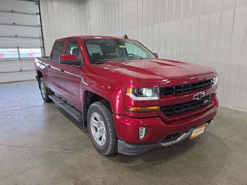 Used 2018 Chevrolet Silverado 1500 LT w/ All Star Edition AWD/4WD image 2