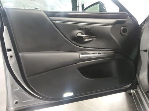 Used 2021 Lexus ES 350 w/ Premium Package image 12