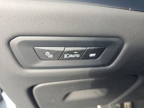 Used 2025 BMW X6 xDrive40i image 31