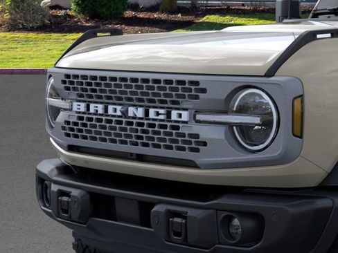 New 2025 Ford Bronco Badlands AWD/4WD image 19