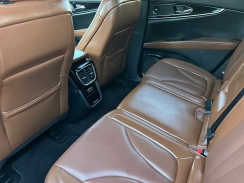 Used 2023 Lincoln Nautilus Reserve w/ Luxury Package image 11