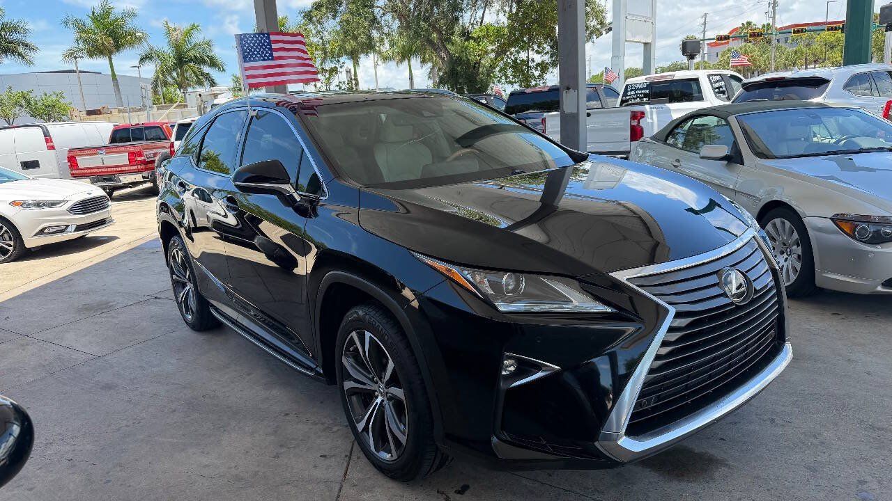 Used 2017 Lexus RX 350 FWD image 3