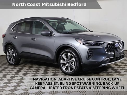 Used 2024 Ford Escape Platinum AWD/4WD image 1