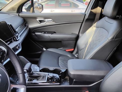 Used 2025 Kia Sportage X-Line AWD/4WD image 8
