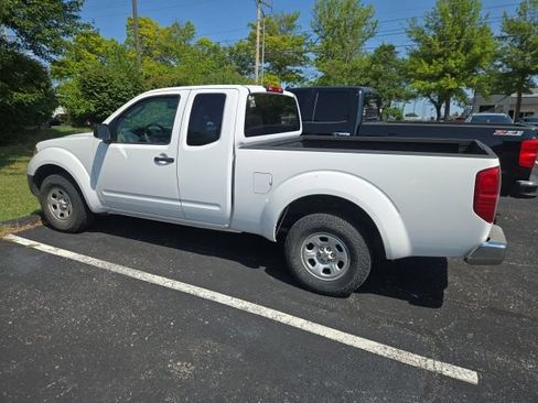 Used 2009 Nissan Frontier XE w/ XE Preferred Pkg RWD image 7