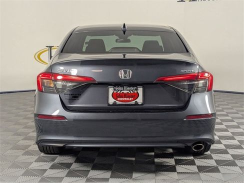 Used 2024 Honda Civic Sport image 6