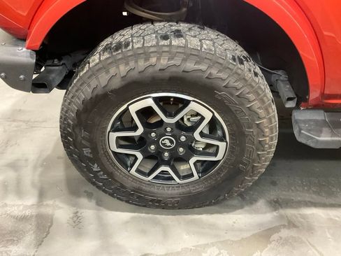 Used 2022 Ford Bronco Outer Banks AWD/4WD image 6