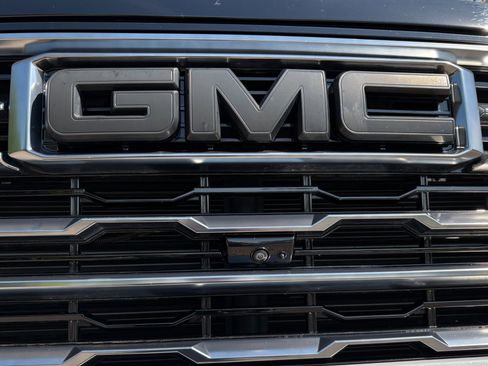 Used 2024 GMC Sierra 2500 AT4 w/ AT4 Premium Plus Package AWD/4WD image 64