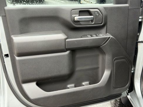 Used 2026 Chevrolet Silverado 2500 Custom w/ Custom Value Package image 14