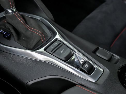Used 2017 Chevrolet Camaro ZL1 RWD image 33