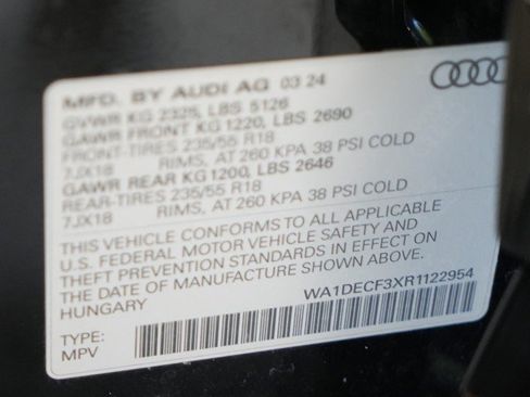Used 2024 Audi Q3 2.0T Premium AWD/4WD image 49