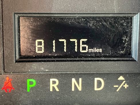 Used 2017 Dodge Grand Caravan SE image 25