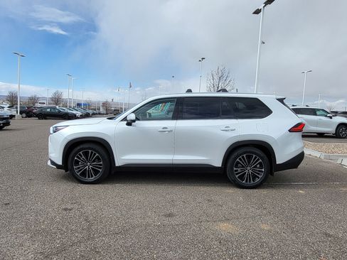 Certified 2024 Toyota Grand Highlander AWD Hybrid image 2