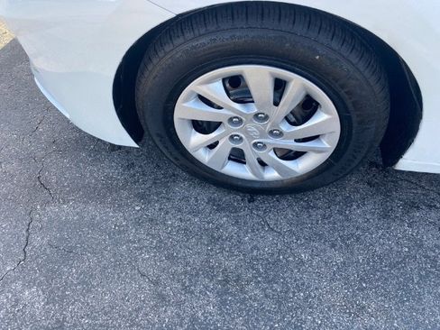 Used 2020 Hyundai Elantra SE w/ Cargo Package (C1) image 18