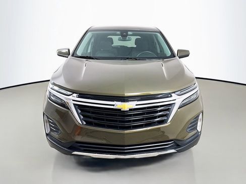 Used 2024 Chevrolet Equinox LT image 2