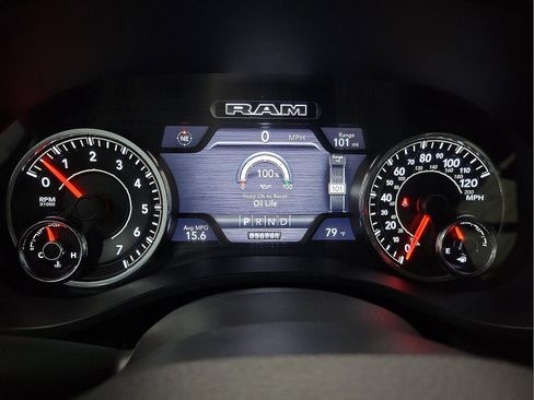 Used 2019 RAM 1500 Laramie image 13