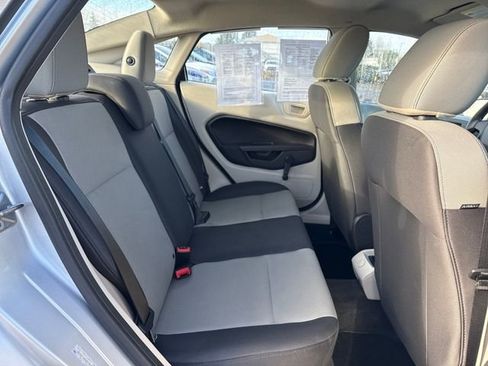 Used 2013 Ford Fiesta S image 11