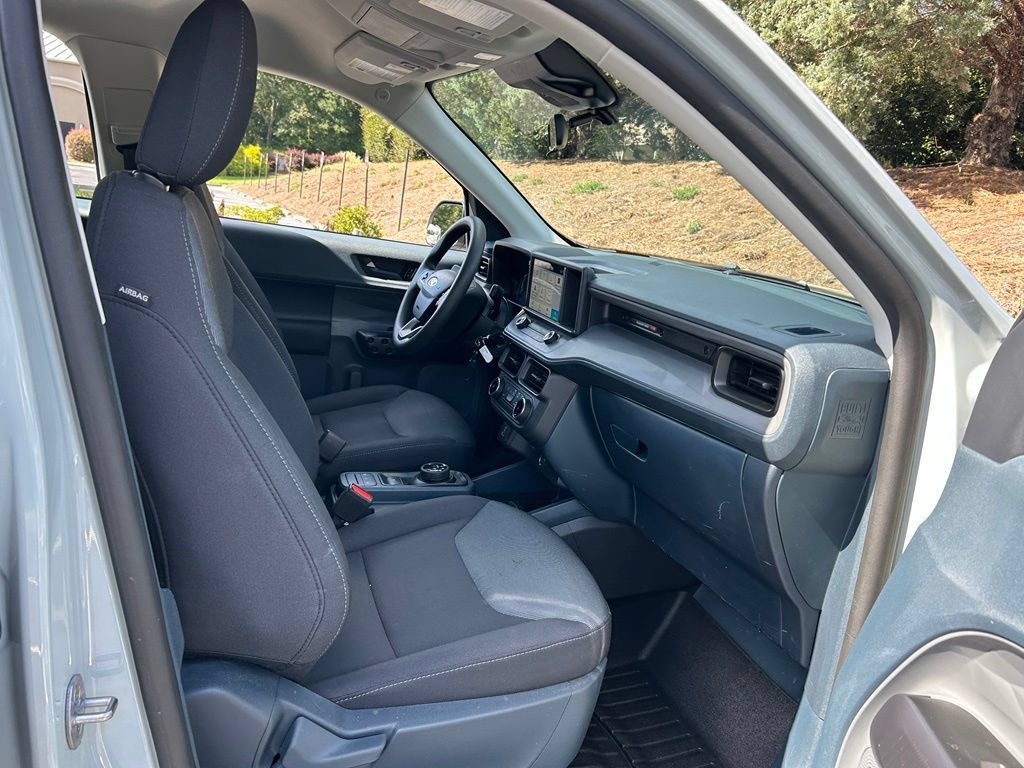 Used 2023 Ford Maverick XL FWD image 39