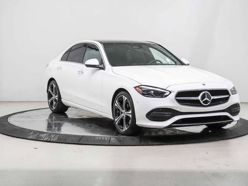 Used 2023 Mercedes-Benz C 300 Sedan image 5