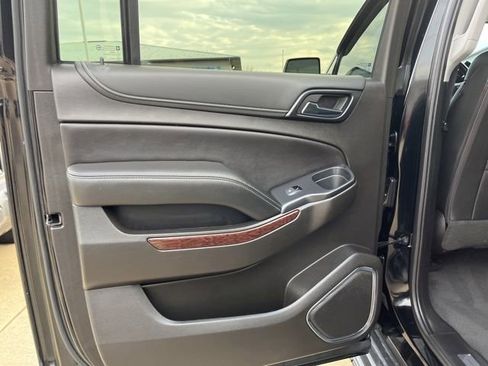 Used 2019 GMC Yukon XL SLT image 22