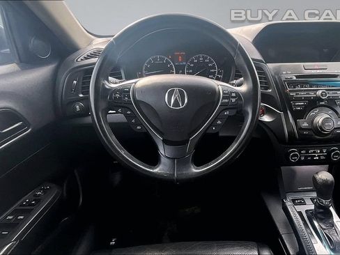Used 2014 Acura ILX w/ Technology Package FWD image 5