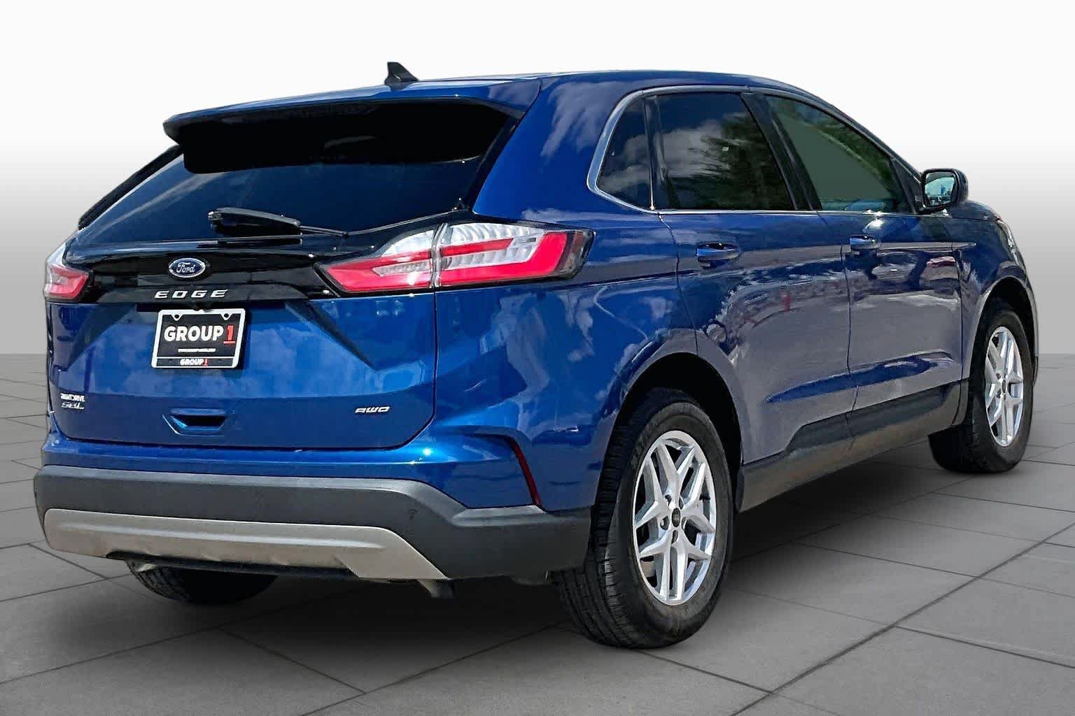 Certified 2024 Ford Edge SEL AWD/4WD image 11