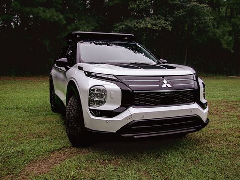 New 2025 Mitsubishi Outlander Trail Edition image 39