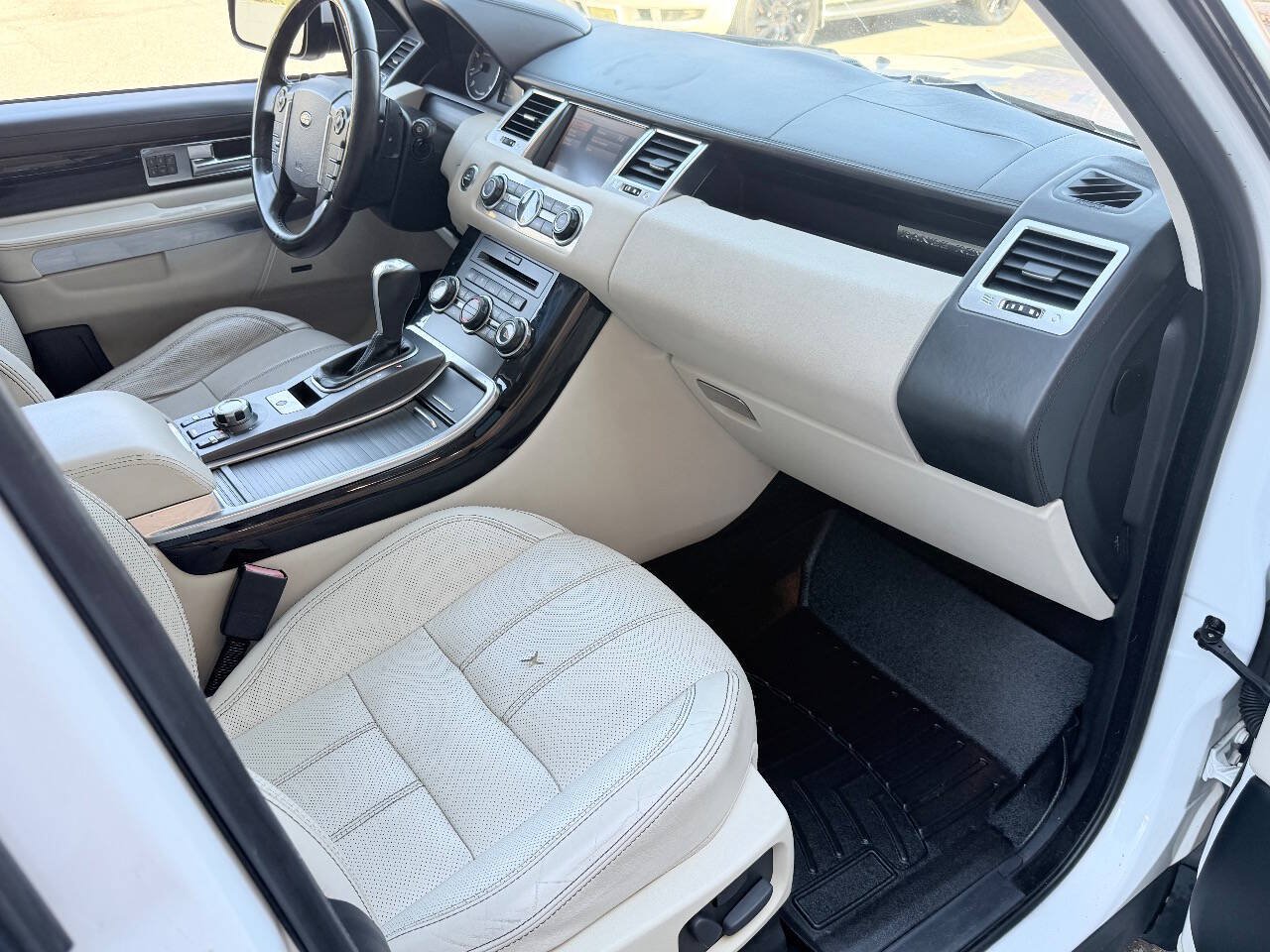 Used 2011 Land Rover Range Rover Sport Supercharged AWD/4WD image 17
