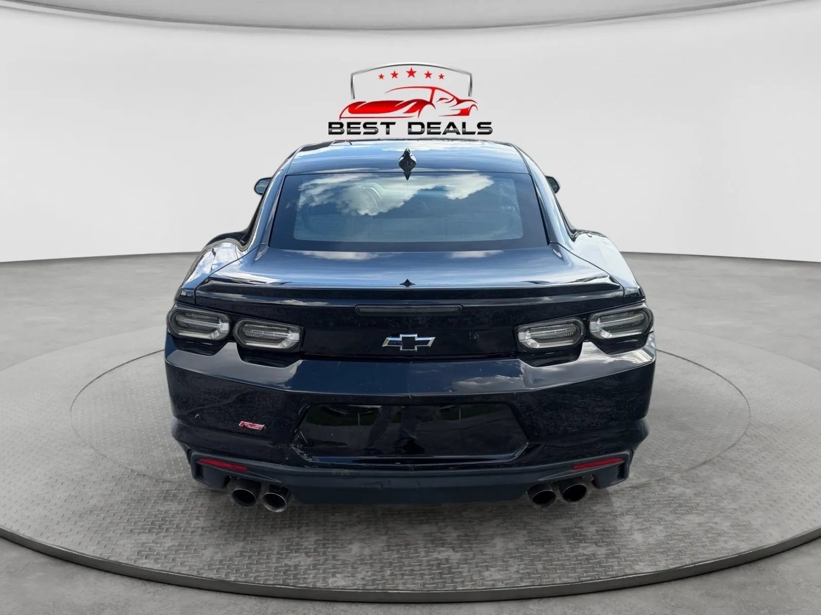 Used 2019 Chevrolet Camaro LT w/ RS Package RWD image 4