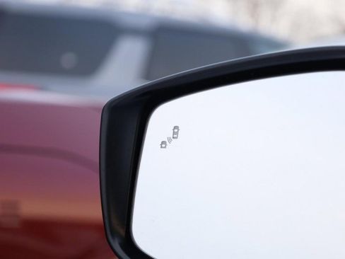 New 2025 Nissan Versa SV w/ Trunk Package image 17