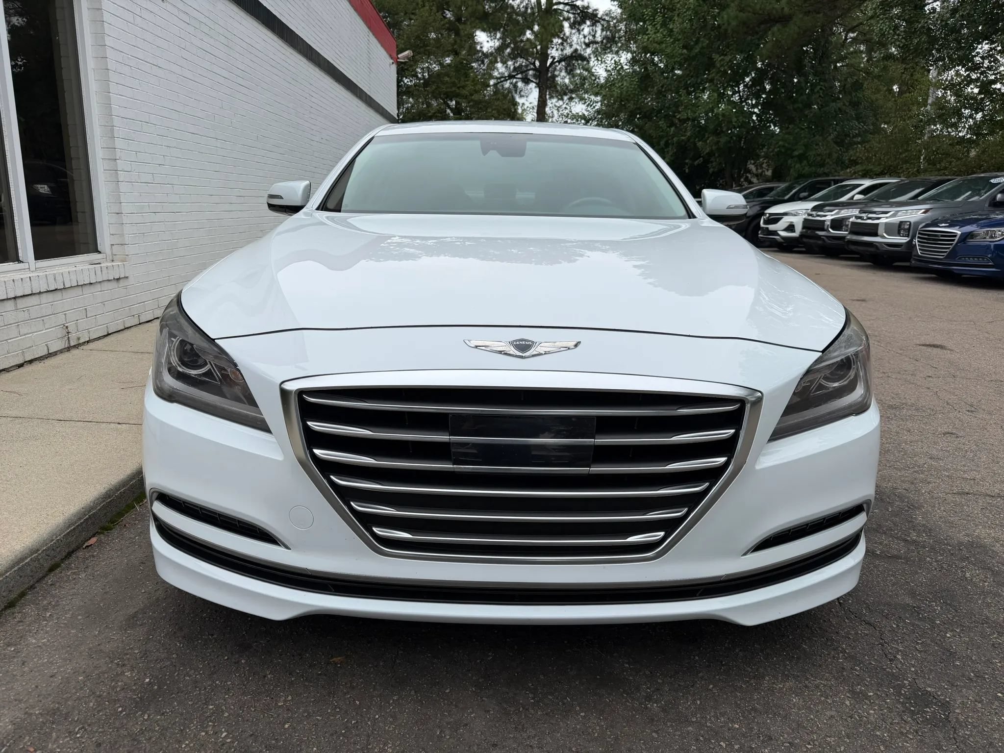 Used 2017 Genesis G80 3.8 RWD image 3