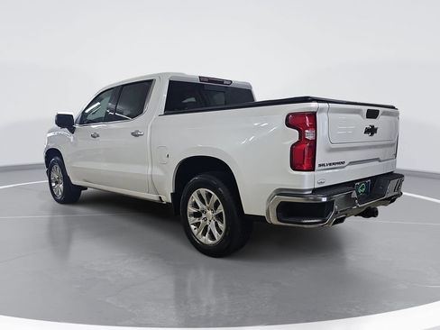 Certified 2022 Chevrolet Silverado 1500 LTZ w/ LTZ Premium Package AWD/4WD image 6
