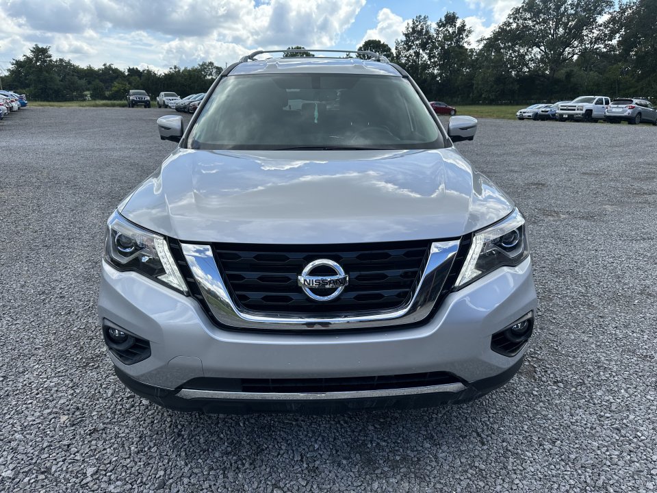 Used 2018 Nissan Pathfinder SL FWD image 2