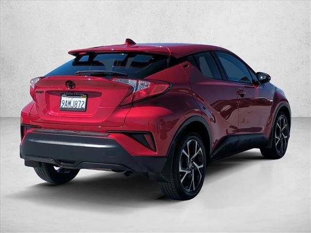 Used 2021 Toyota C-HR XLE FWD image 5