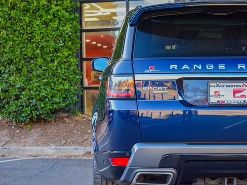 Used 2019 Land Rover Range Rover Sport HSE image 11