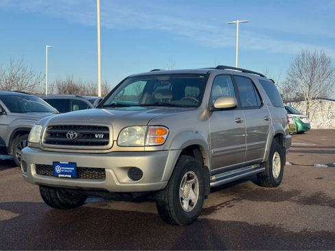 Used 2003 Toyota Sequoia SR5 image 1