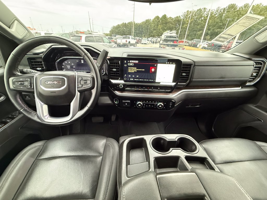 Used 2025 GMC Sierra 1500 SLT RWD image 7