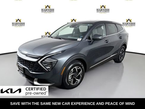 Used 2025 Kia Sportage LX FWD image 3
