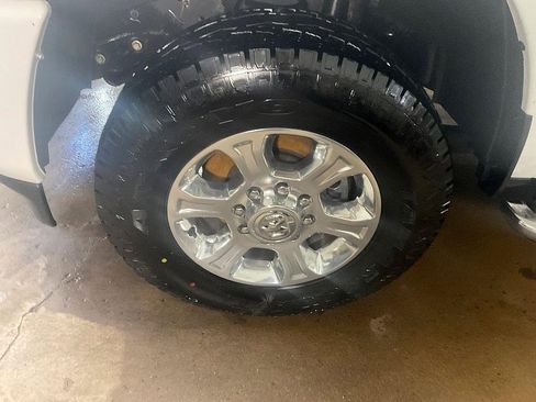 Used 2022 RAM 2500 Big Horn w/ Level C Equiment Group image 14