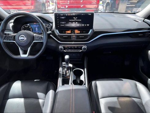 Certified 2023 Nissan Altima 2.5 SR w/ SR Premium Package image 14