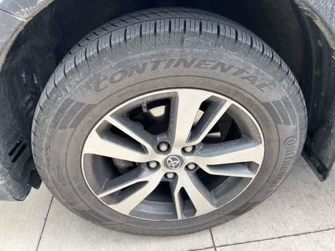 Used 2018 Toyota RAV4 XLE w/ Plus Extra Value Package image 8