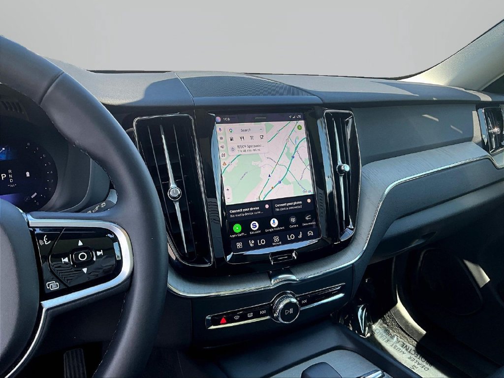 Used 2025 Volvo XC60 B5 Plus w/ Protection Package Premier AWD/4WD image 11