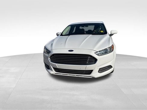 Used 2015 Ford Fusion S image 7