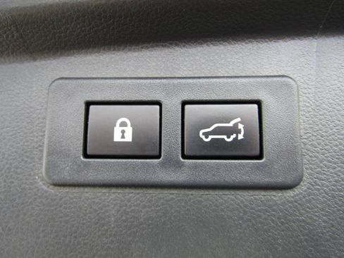 Used 2022 Subaru Outback Premium AWD/4WD image 12