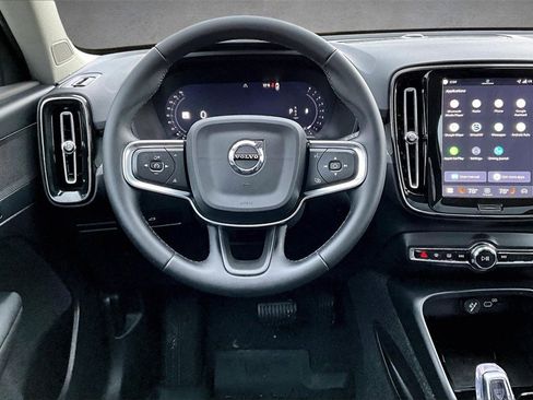 Certified 2026 Volvo XC40 B5 Plus w/ Protection Package Premier image 8