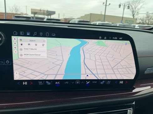 Certified 2025 Chevrolet Traverse RS w/ LPO, Floor Liner Package image 9