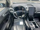 Used 2024 Ford Edge Titanium image 2