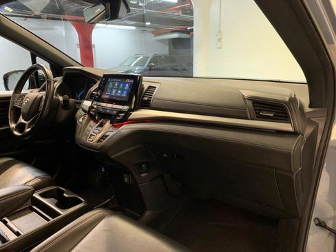 Used 2023 Honda Odyssey Sport image 61