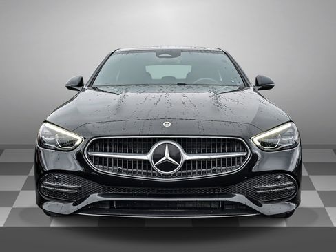 Used 2025 Mercedes-Benz C 300 4MATIC Sedan image 2
