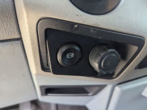 Used 2015 Ford F250 XLT w/ XLT Value Package image 22